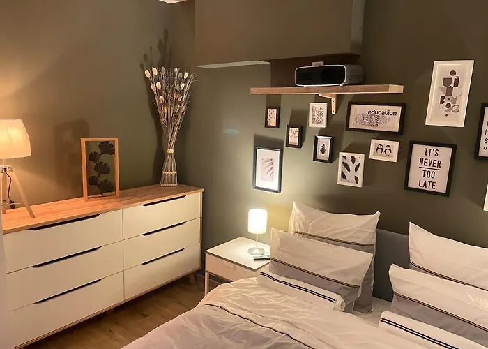 Mille et une nuit, appartement classé 3 étoiles en RDC avec exterieur et parking