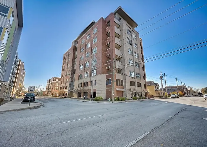 Frontdesk 707 North Apts Downtown Indy