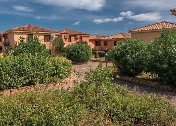 Baia De Bahas Residence
