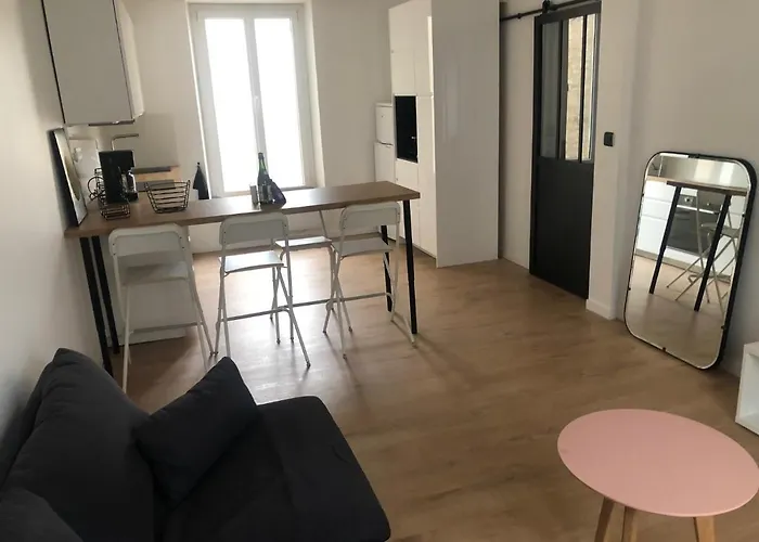 Le Spot, appartement spacieux à 30m de la mer 45m2