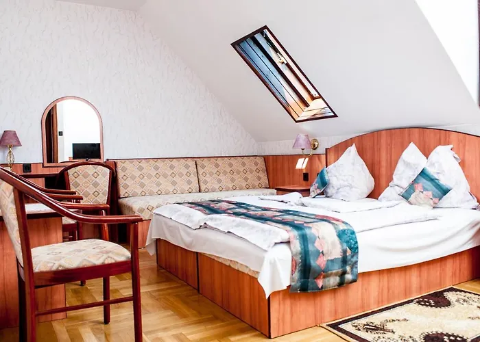 Cheap hotels Beatrix