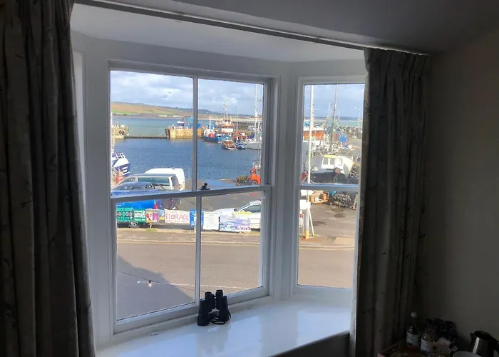 3 star hotels Dolphin Tavern