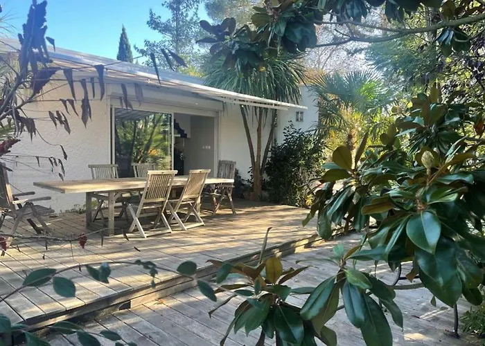 Holiday Home With Indoor Pool, Le Porge