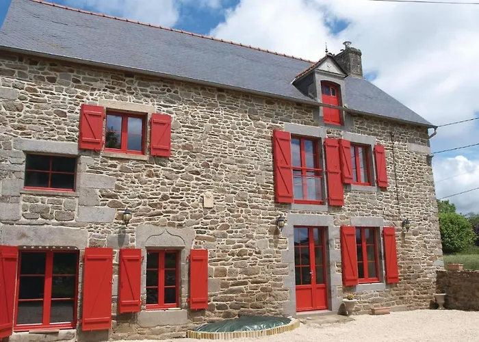 Gorgeous Home In Pleudihen Sur Rance