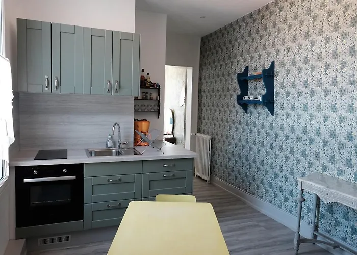 Spacieux appartement indépendant dans une maison