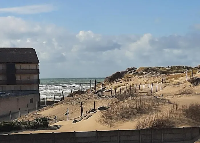 Appartement Ste Cécile à 50 mètres de la plage