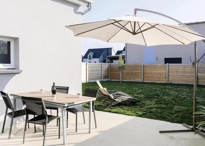 Gorgeous Home In Saint Germain Sur Ay With Wifi