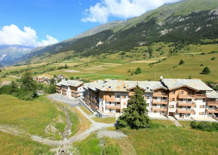 Appartement spacieux 6 pers au pied des pistes avec wifi et parking - FR-1-508-13