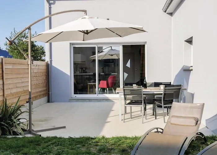 Gorgeous Home In Saint Germain Sur Ay With Wifi