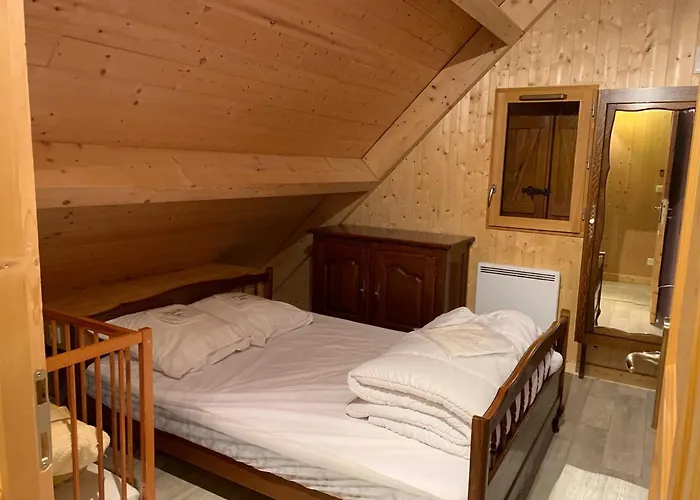 Chalet montagnard Perce Neige avec terrasse plein sud-5 personnes