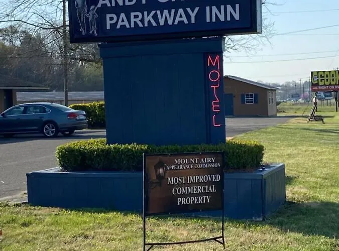 Andy Griffith Parkway Inn