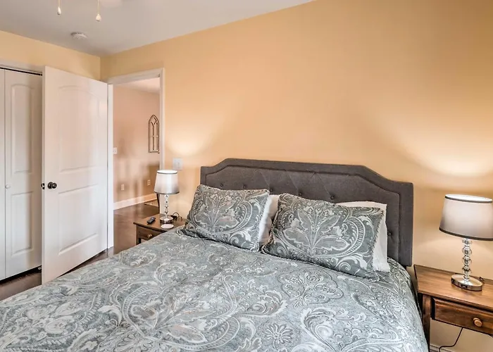Bristol Escape W/ Patio, 2 Mi To Downtown!