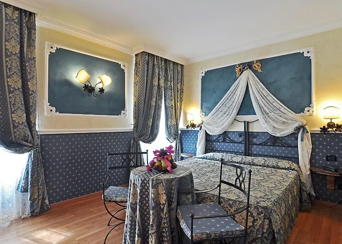 Hotel 5 stelle: Residenza Antica Roma