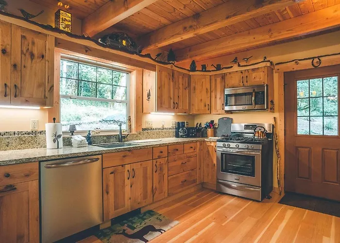 Cedar Springs Cabin - Meredith Lodging