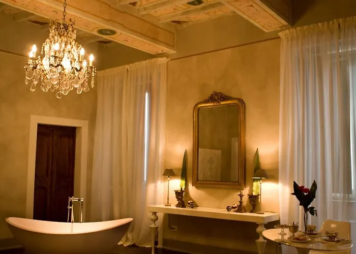 Hotel Jacuzzi: Palazzo Bontadosi Hotel&Spa