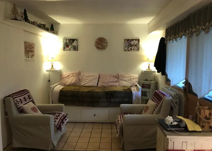 Studio 4 personnes RDC avec jardin et parking sous terrain