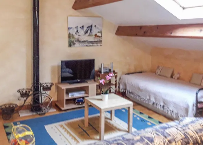 Maison De 2 Chambres Agréable À Villefort