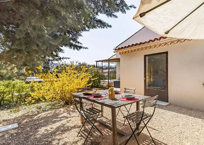 Holiday Home La Campagne Des Ocres By Interhome