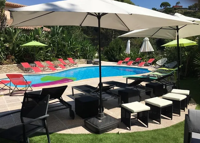 Villa Les Yuccas - Pool - Sea View