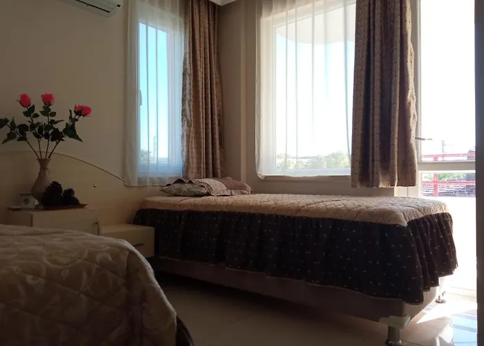 Sunshine Apartment At Side Beach.