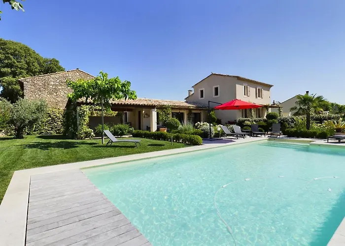 Villa Renovee A Eygalieres Avec Piscine Chauffee - Fr-1-599-19