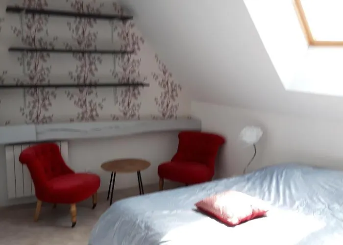 Triplex tout confort, plein centre ville Bauge en Anjou