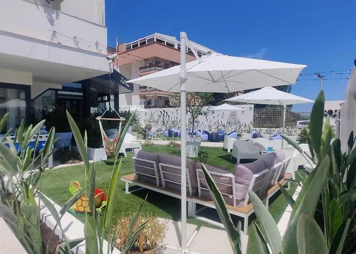 Hotel sulla spiaggia: Hotel Riviera