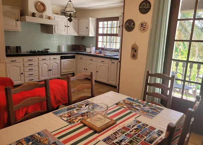 Bel appartement T4 dans maison basque