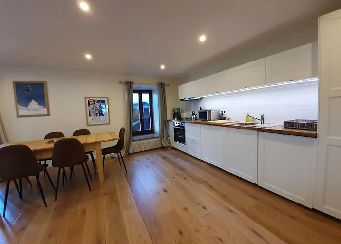 Appartement Marquise de 110m2 avec vue et sauna à 10 min des pistes
