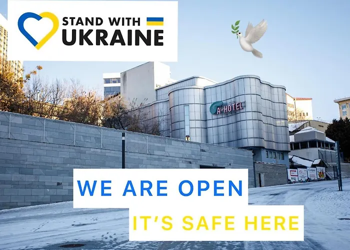 Hotel near College: Campus Community A-Hotel