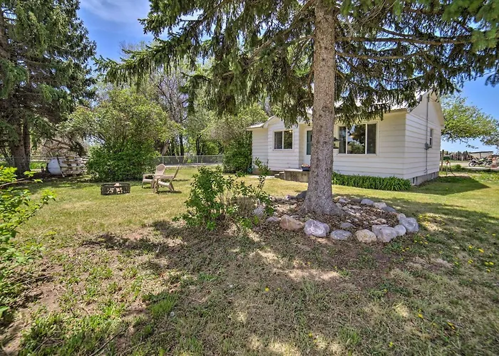 Idaho Falls Farmhouse ~ 11 Mi To Downtown!