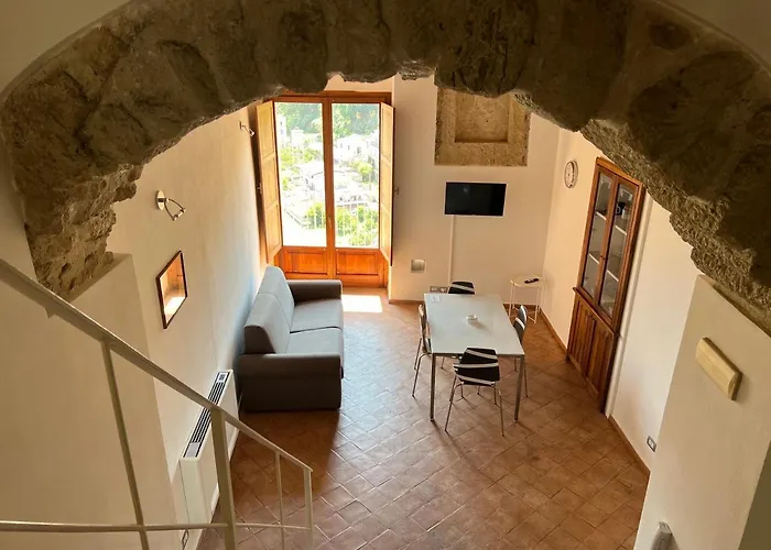 La Rupe Apartments Tropea