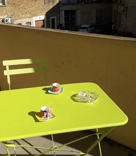 Appart Plein Centre, Balcon - 4 Personnes