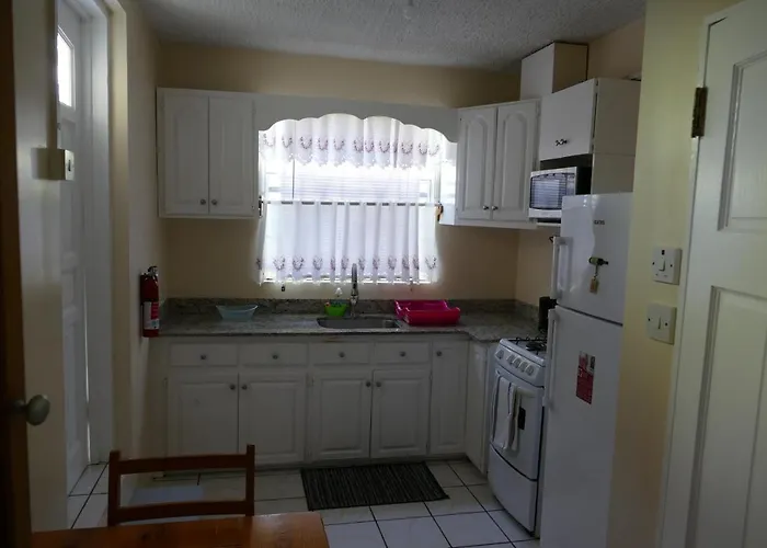 Bascombe Apartments