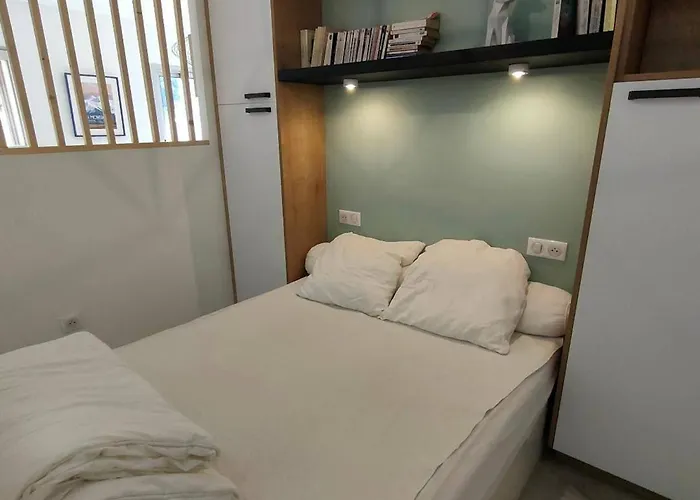 Appartement rénové 4 pers avec parking à Cauterets - FR-1-234-242