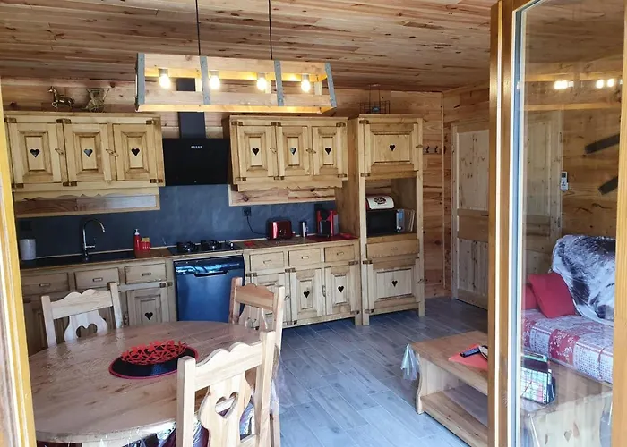Chez LAVALOU Gîte 4* chaleureux en bois