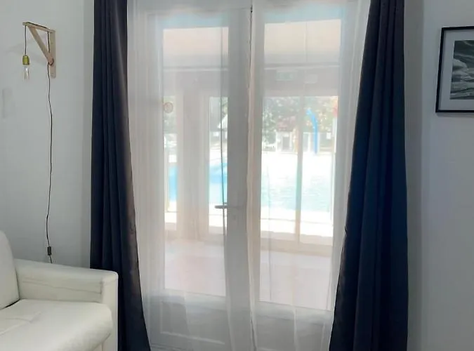 Appartement 30 m2, piscine et parking privé