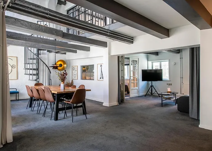 The Churchill Penthouse By Daniel&Jacob'S