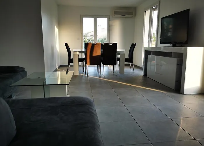 Charmante maison de vacances avec piscine
