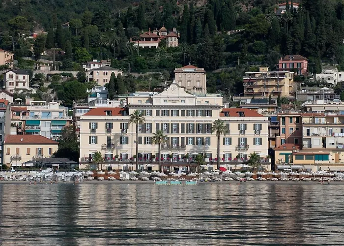 Hotel Con Piscina Grand Alassio Beach & Spa Resort - The Leading s Of The World