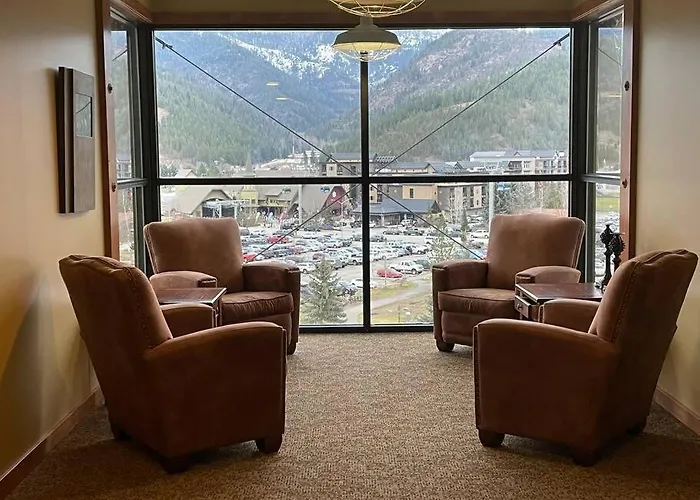 Penthouse Mountain Haven With Community Spa Room