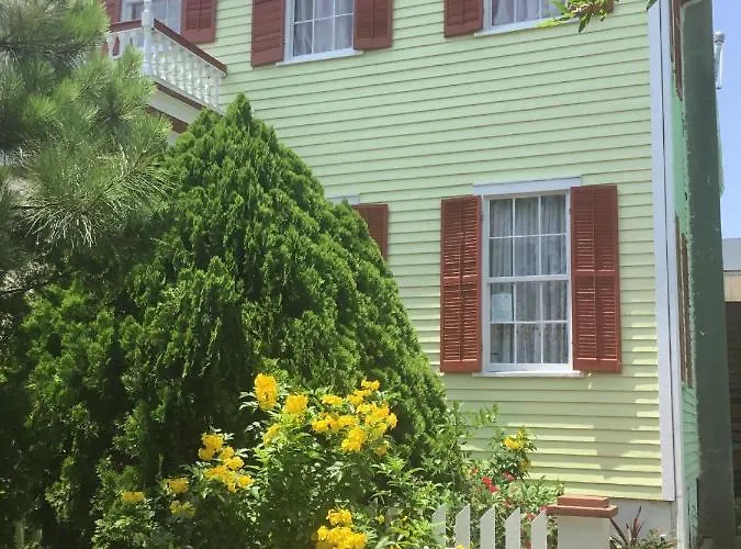 Studio Apartment At Historical House