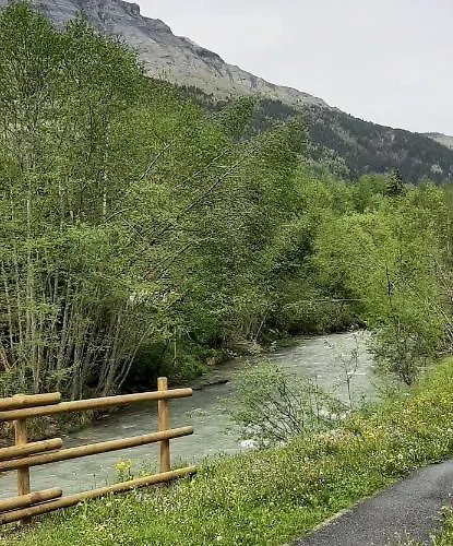 Un havre de paix aux pieds des chemins de montagne