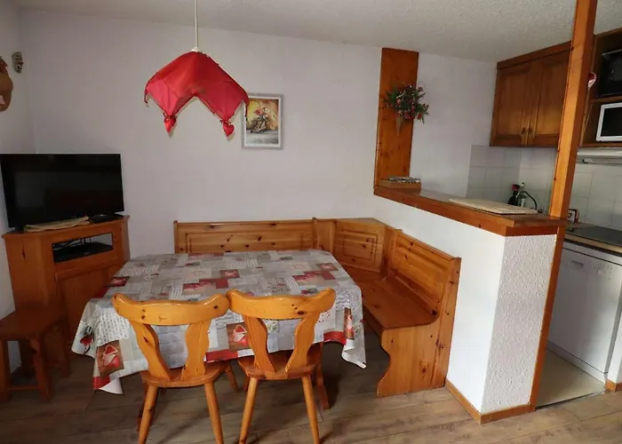Duplex 6 Pers à Arêches-Beaufort : Piscine, Garage, Proche Ski, Animaux OK, Wifi - FR-1-342-255