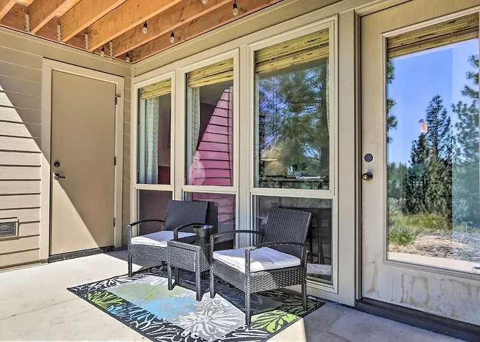 Resort Condo Retreat ~ 6 Mi To Downtown Bend!
