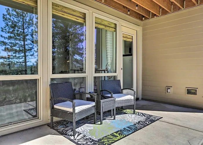 Resort Condo Retreat ~ 6 Mi To Downtown Bend!