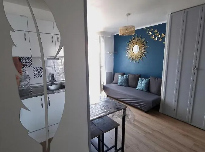 Appart avec terrasse proche plage - classé 2 étoiles