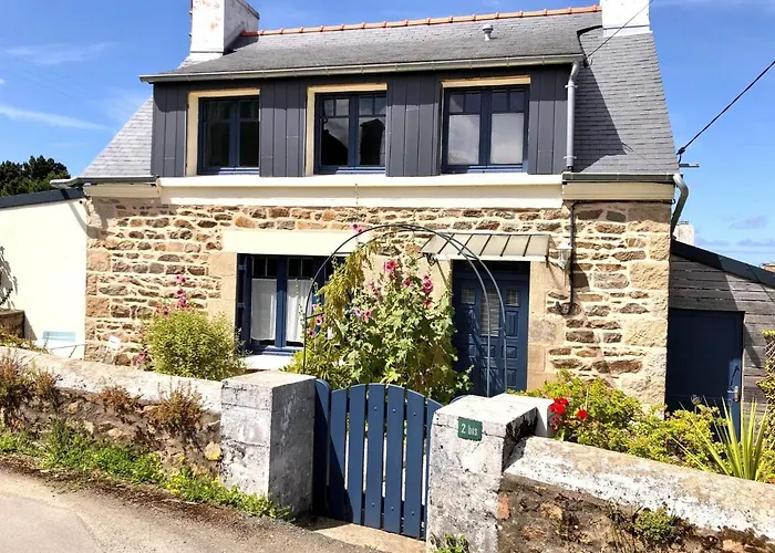 La petite maison du coin de Loguivy de la Mer