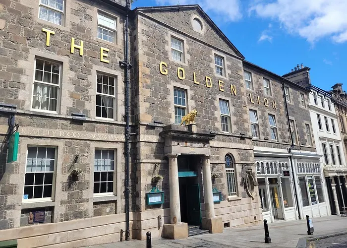 Pet Friendly hotel: Golden Lion Hotel