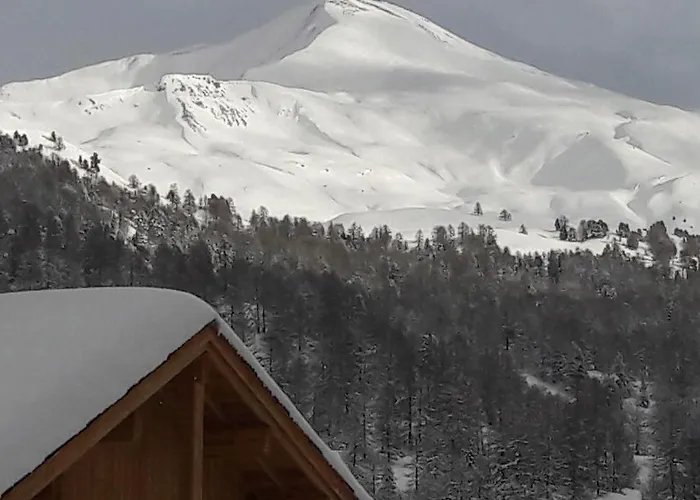 residence avec piscine ,chalet des rennes